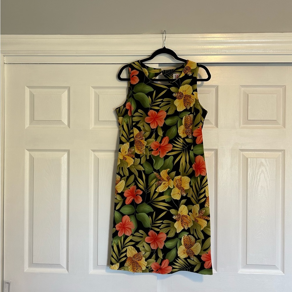 Stunning Floral & Butterfly Print Sleeveless Dress by R & K Originals - size 10.